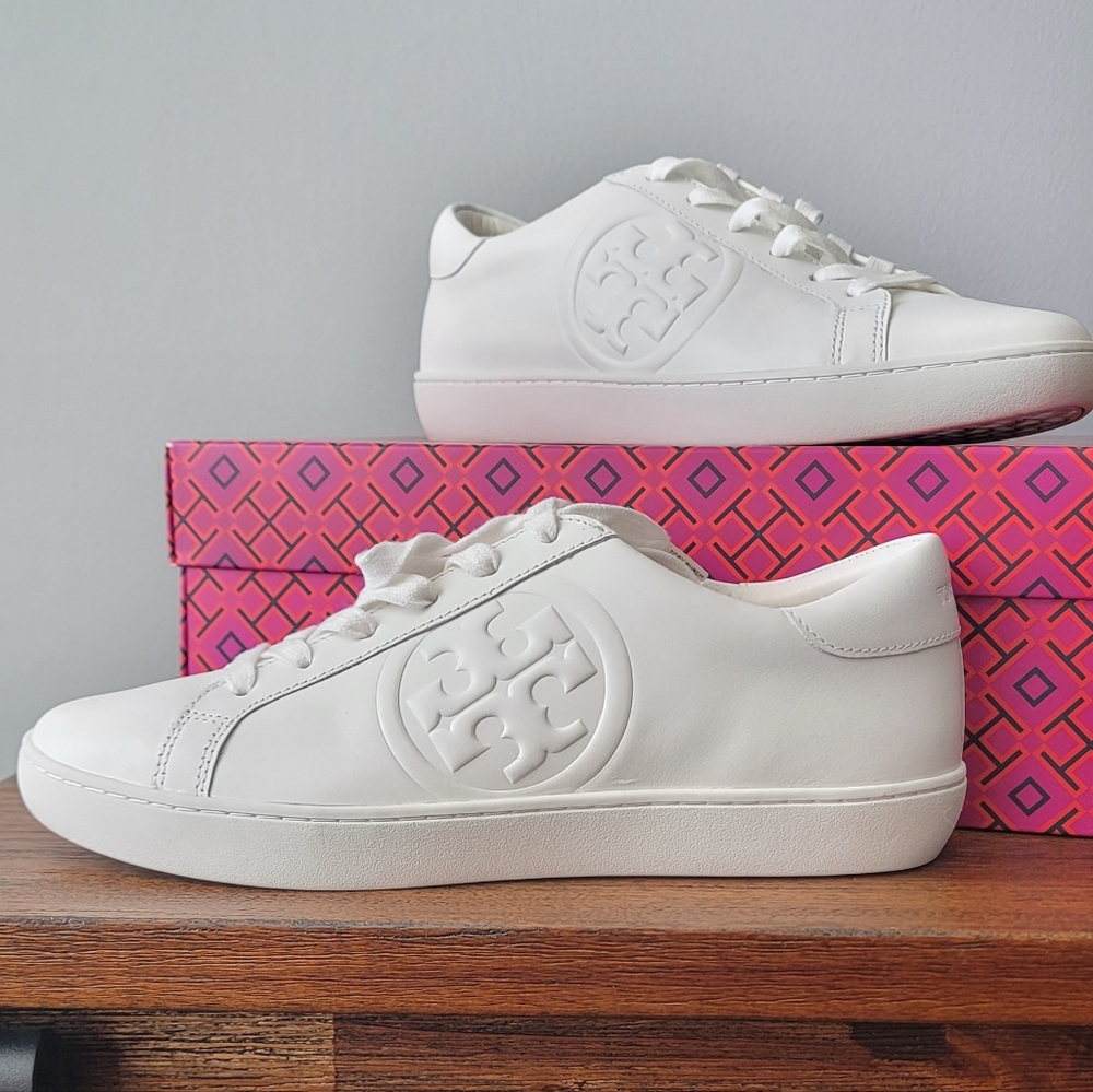 White Fashion Sneakers